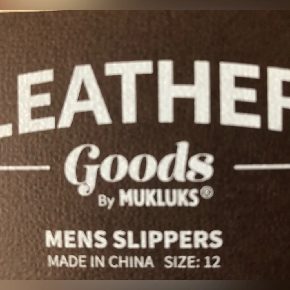 MUK LUKS Mens Genuine Leather Suede Slippers Size 12 Tan New